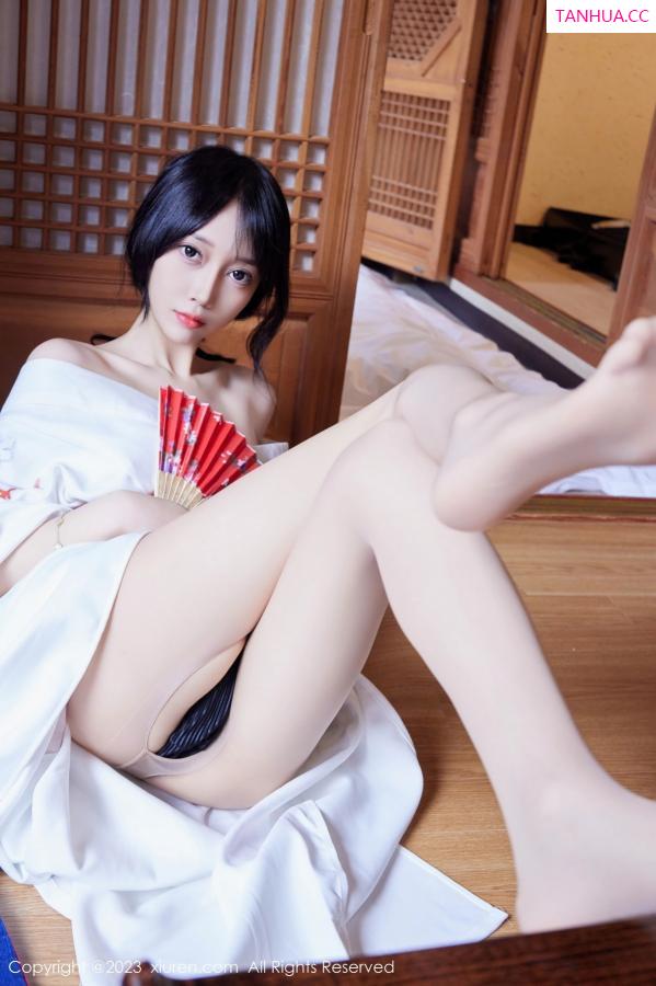 玥儿玥  [XiuRen]高清写真图 2023.11.03 No.7610 玥儿玥er 济州岛旅拍第21张图片
